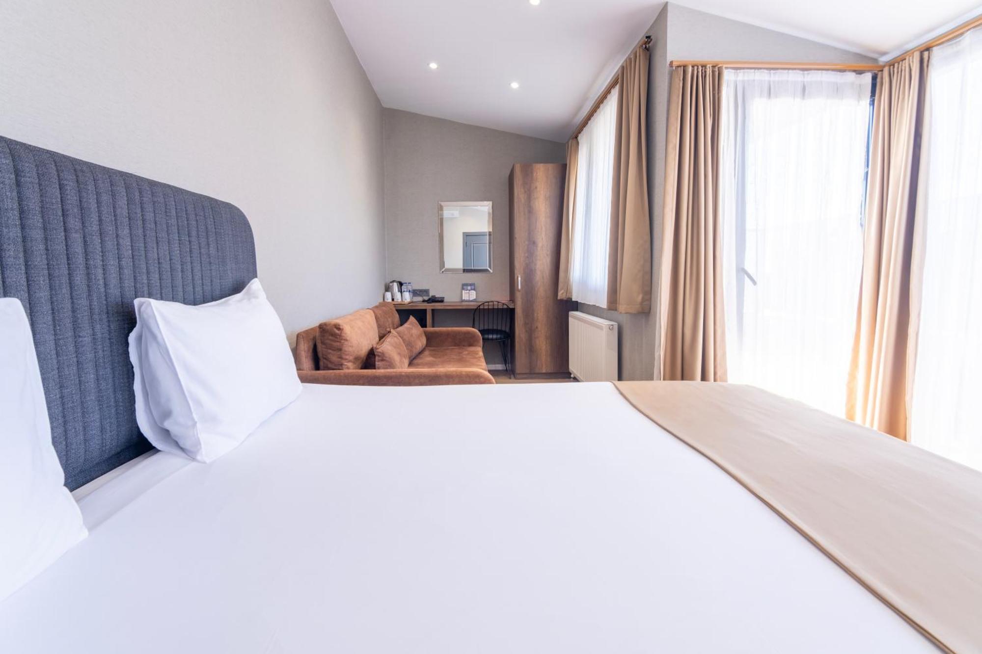 The Omiya Hotel — Photos 1
